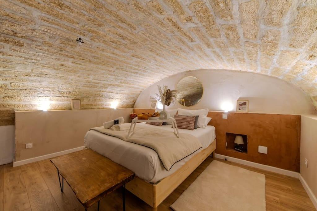La Suite Eximia Avec Patio - Parking Souterrain Inclus - Centre Historique Montpellier Eksteriør bilde